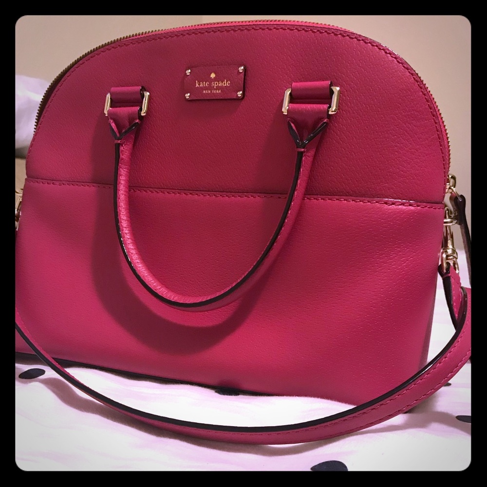 Kate Spade purse with detachable shoulder strap